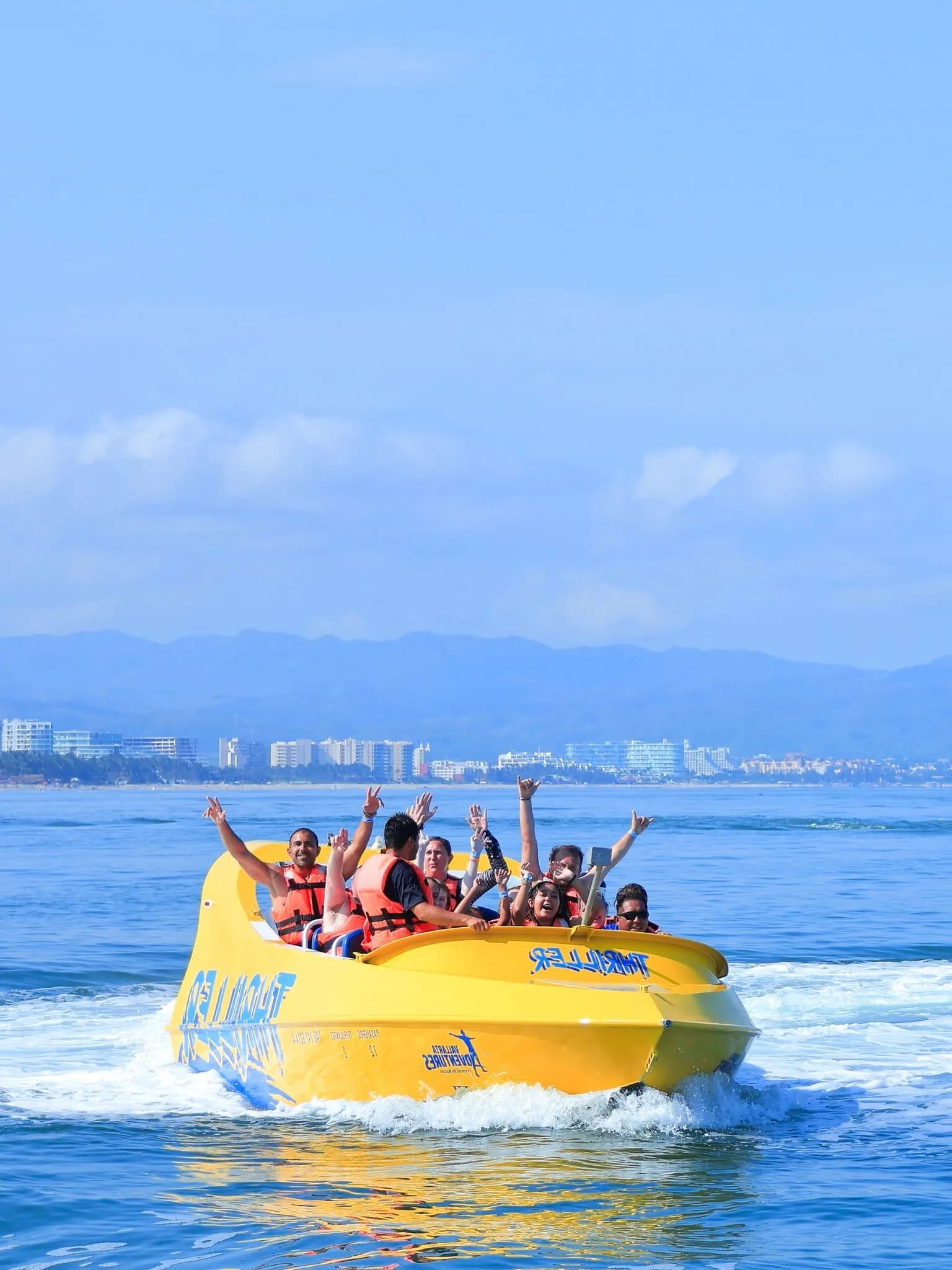 Adrenaline Adventure: JetBoat, ATV, Parasailing y más foto 5