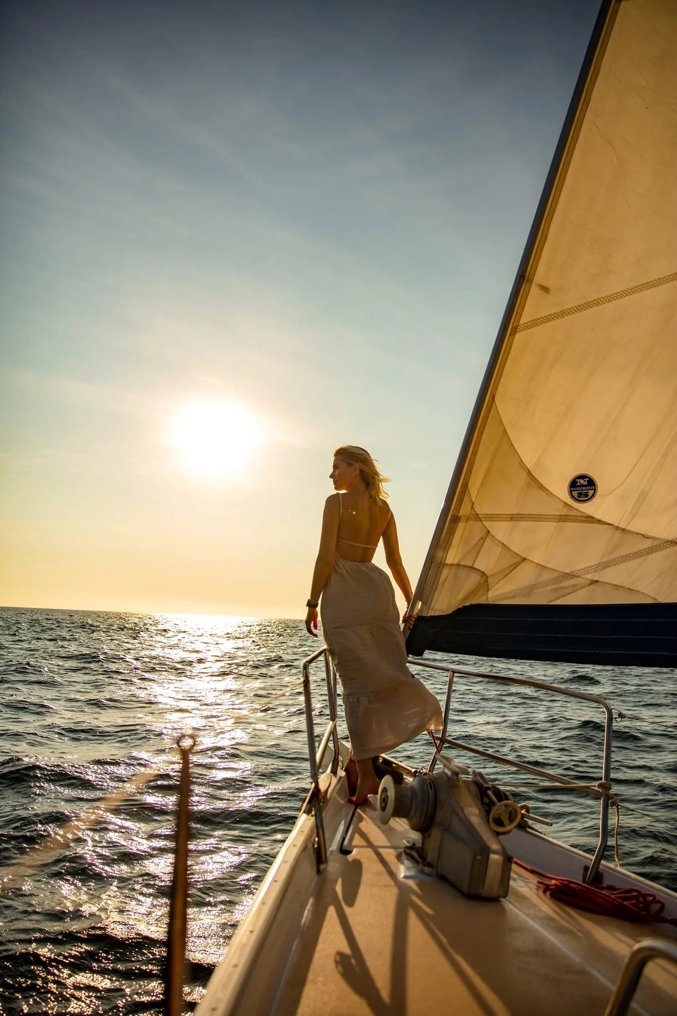Velero al Atardecer foto 1